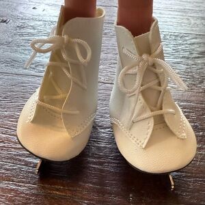 Vintage 18” Doll White Faux Leather Ice Skates Molly Maryellen Mia